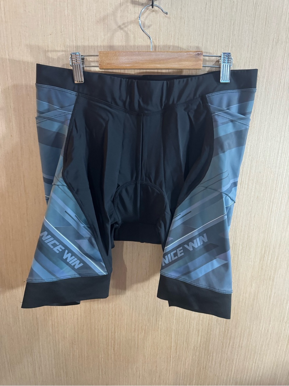 Women’s Nice Win Black & Gray Cycling Shorts Size XL